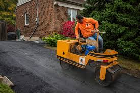 Best Asphalt Driveway Installation  in Lakesite, TN